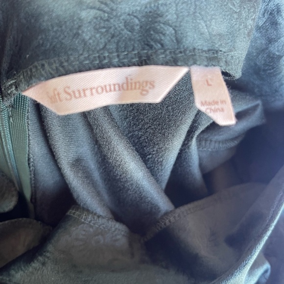 Soft Surroundings Velvet Green Long Sleeve Romper Pantsuit Size S - Picture 6 of 9